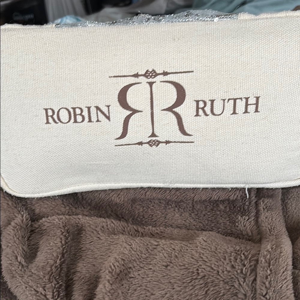 Robin Ruth Silver and Tan Tote Bag with Sequined Accent - Picture 5 of 5